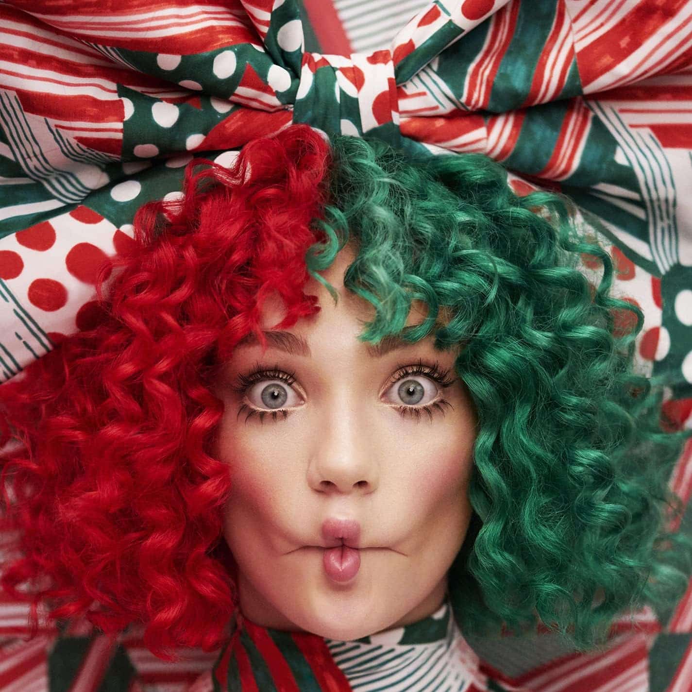 Sia - Everyday Is Christmas (ATLANTIC 75)